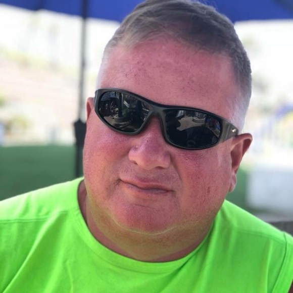 Meet your Posher, Cameron - Picture 1 of 1